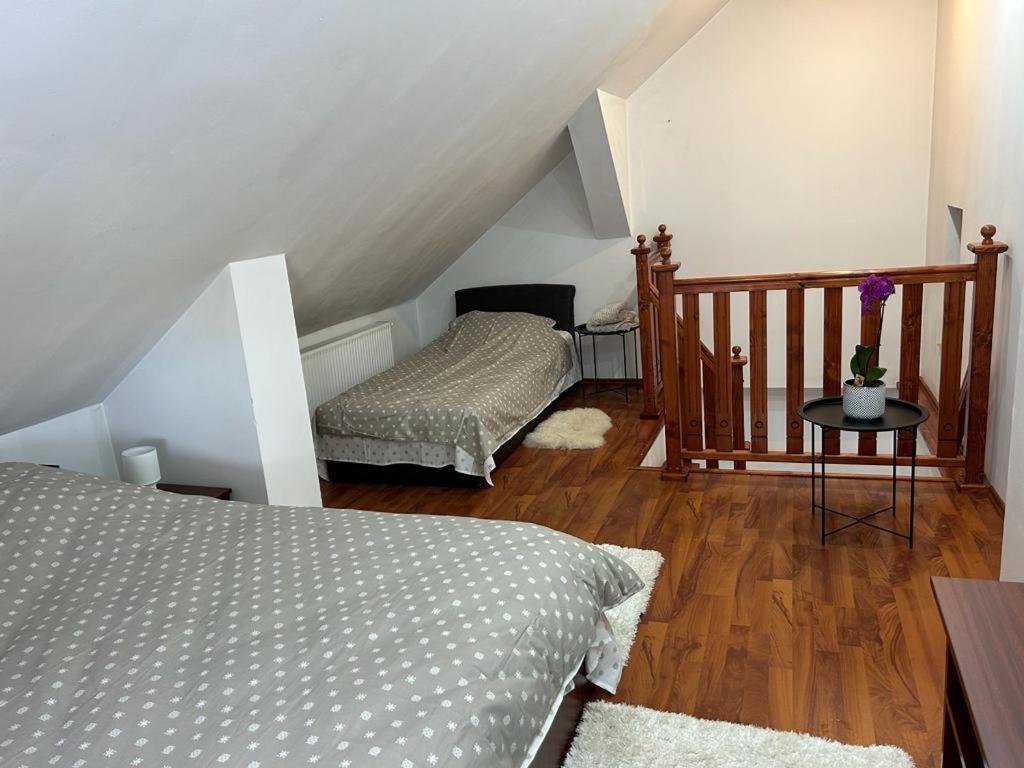 Easy Living Apartments - Old Town Braszów Zewnętrze zdjęcie